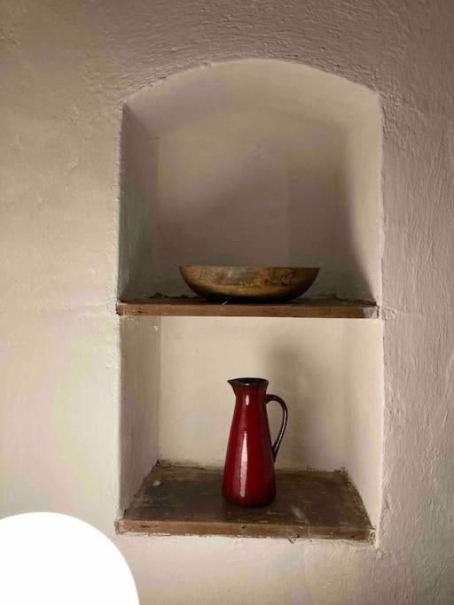 House By The Church - Entire House Crit Eksteriør bilde